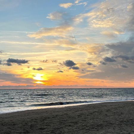 リド・ディ・オスティアAttico Al Mareアパートメント エクステリア 写真